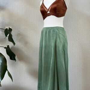 & OTHER STORIES sage green textured midi skirt • cottagecore fairy 🌿✨